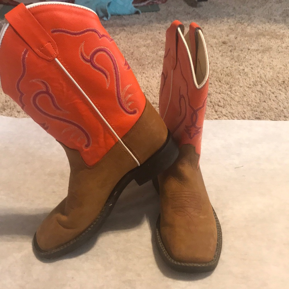 Kids cowboy boots, worn once, rubber soles